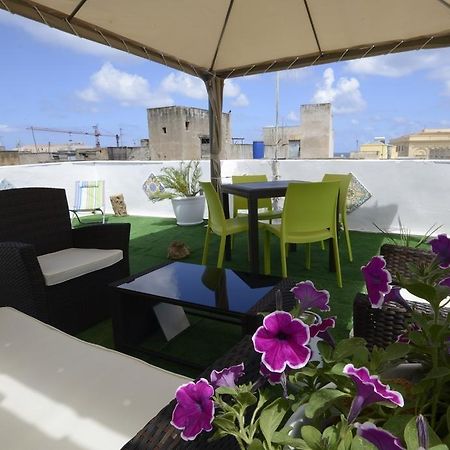 Orfani Apartments Trapani Eksteriør bilde